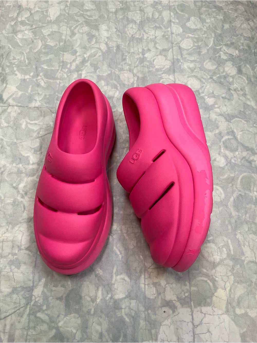 UGG Kids Hot Pink Padded Slip-On Clogs